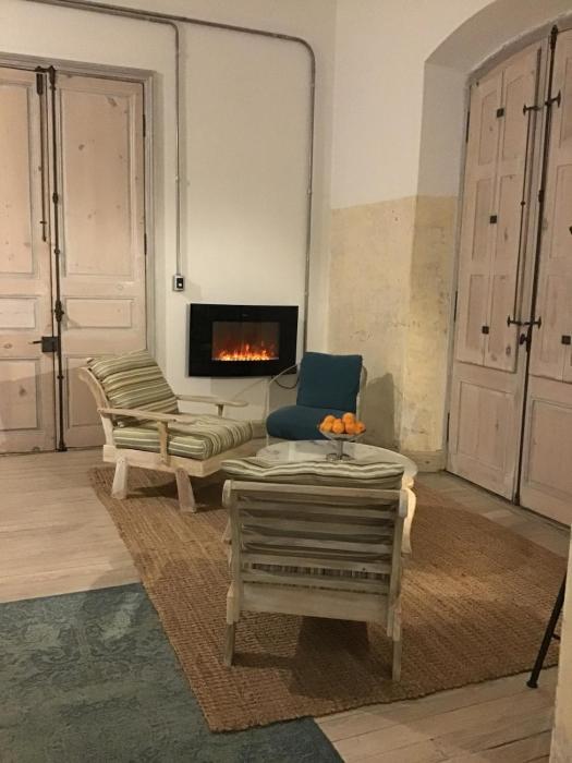 In the historic district and 10 min terminals