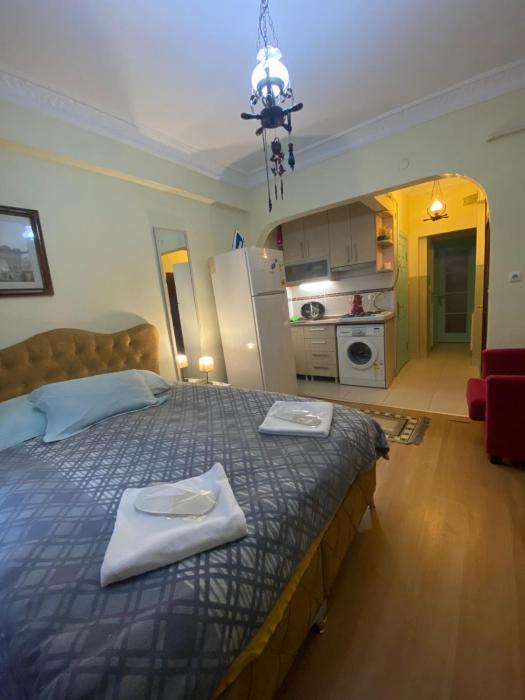Studio flat in istiklal street