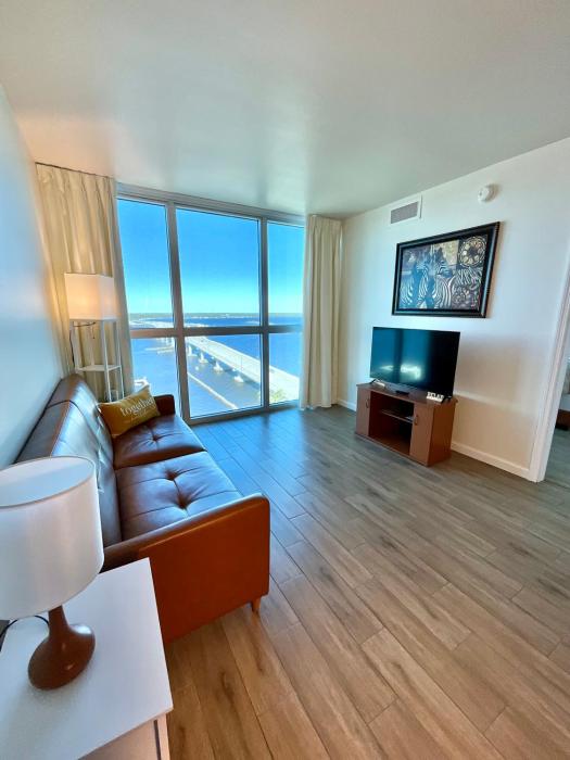 Stunning Water View Suite