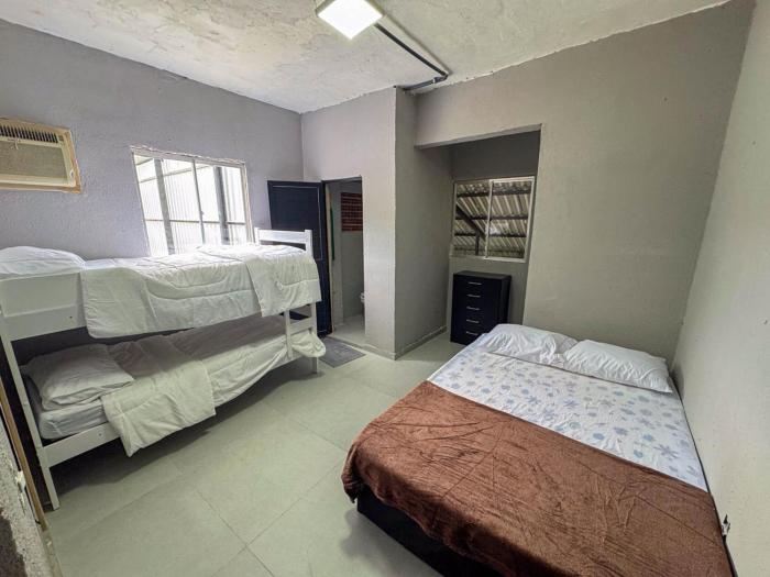 Suíte 1 - 4 pessoas - Rio Heaven Pousada Hostel