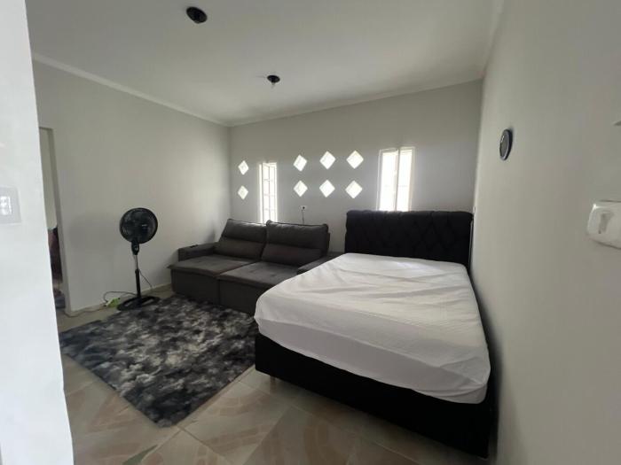 Casa simples em Caraguatatuba, Ambiente Tranquilo e Acolhedor próximo a praia