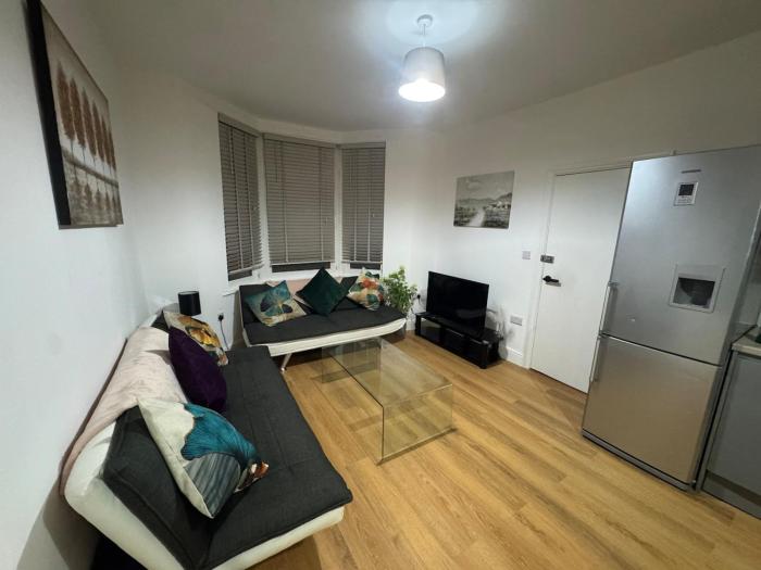 Stylish Stay Work Trip Parking Sleeps 5 Fast Wi-Fi Forest Gate