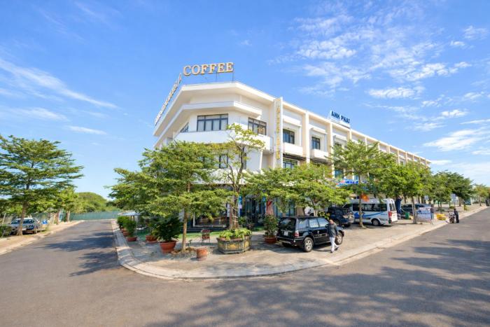 Phương Trinh Hotel & Coffee