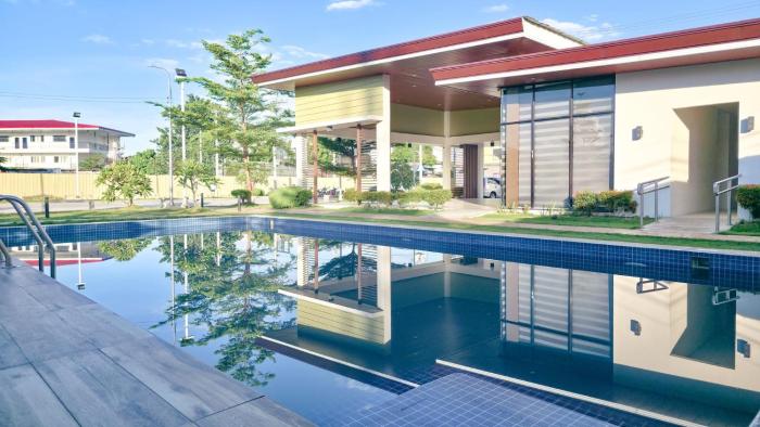 Serene Urban Homestay Condo in Lapu-Lapu City