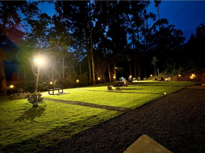 Ayana Gardens - Ella