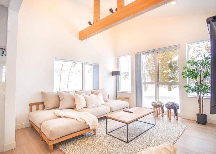 Grouse Lodge -5 mins to ski field by walk-