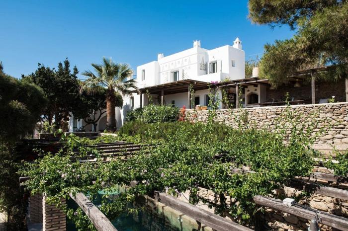 Villa Oasis A magical Garden in Mykonos Town