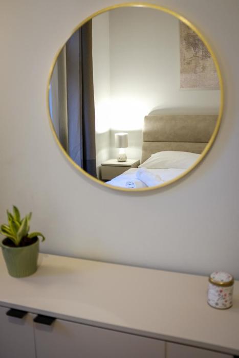 Walnut Haven 1BR Apartment for 5 - Prague Riverside by AP
