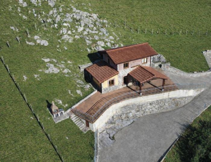 EL PICO Casa en plena naturaleza con vistas espectaculares