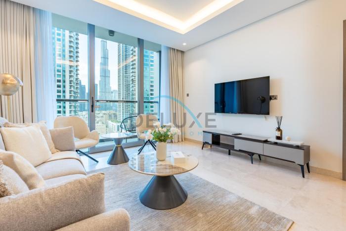 Burj Khalifa Views, Walking Distance to Dubai Mall and Downtown Boulevard - The Sterling West House, Business Bay by Deluxe Holiday Homes