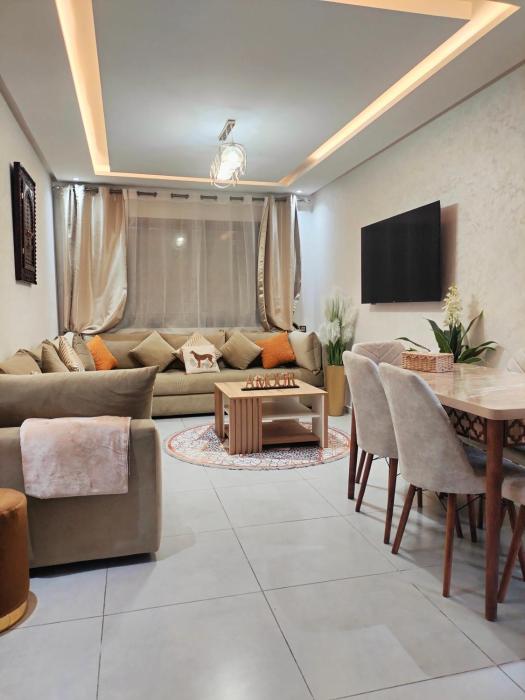 Appart Élégant & Bien Situé en face de la Gare TGV