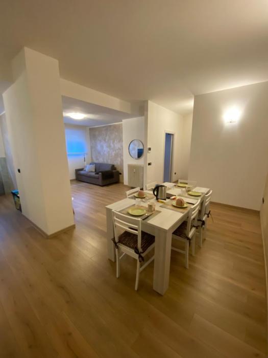 Viale Apartment Tirano
