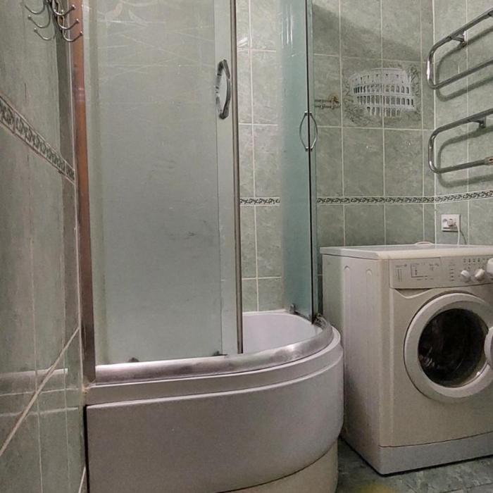 2 комнатная квартира посуточно в центре города Днепр улица Старокозацкая 60