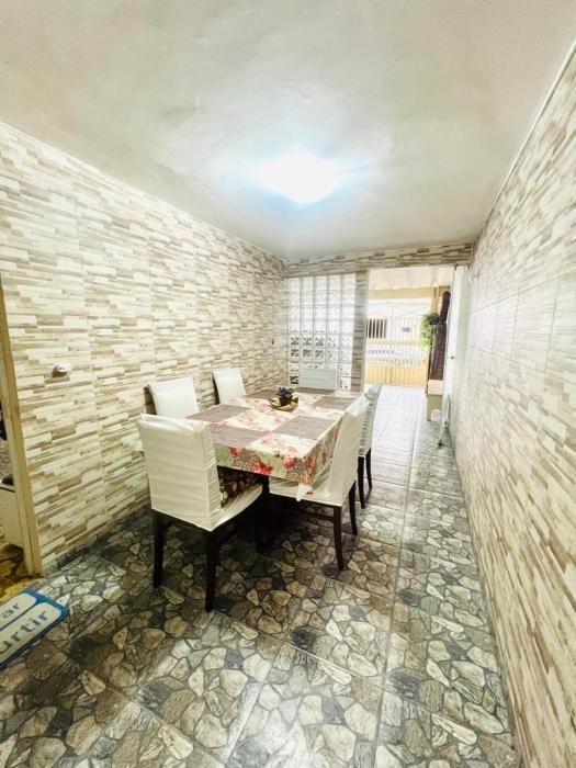 Casa ampla e familiar, conforto e sossego na praia