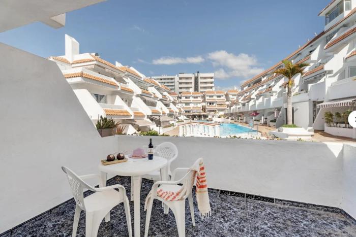 Apto BLUE POOL LAS FLORITAS