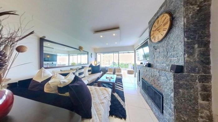 Espectacular apartamento en Parada 19 Playa Mansa 3 Dormitorios