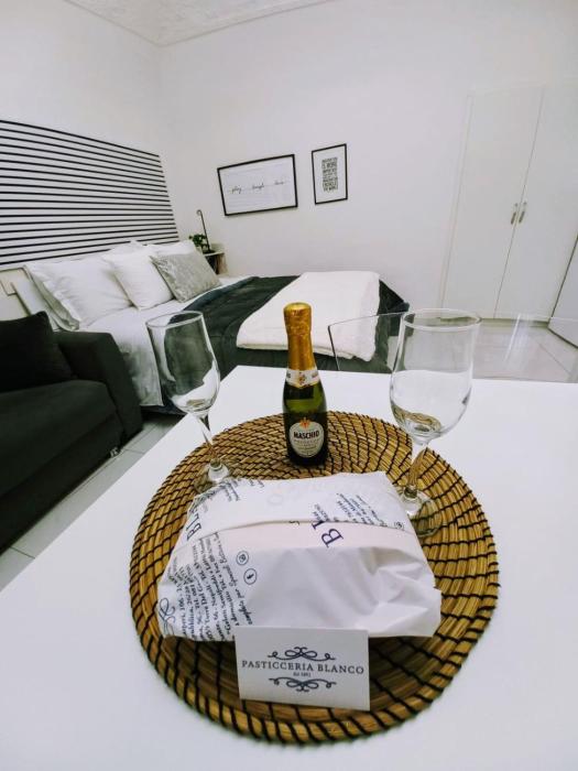 Marinella House Napoli centro Piazza Dante