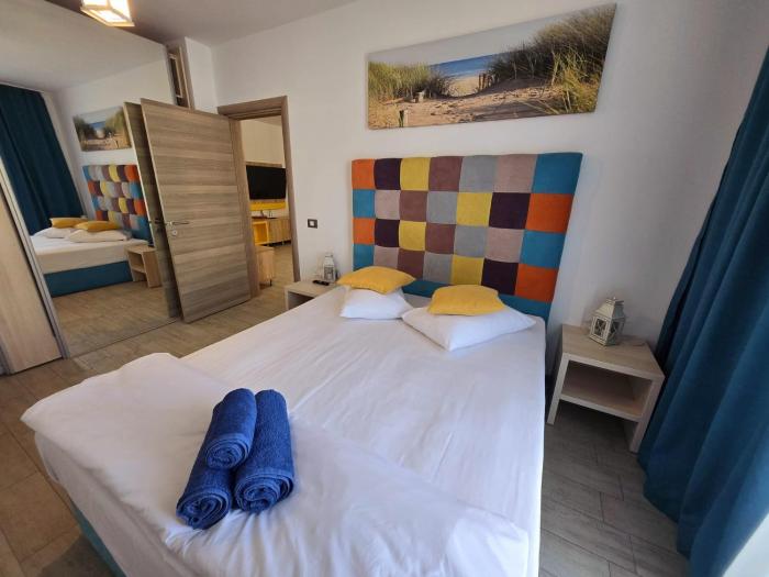 Family Suite - Beach Heated Pool & Spa Resort