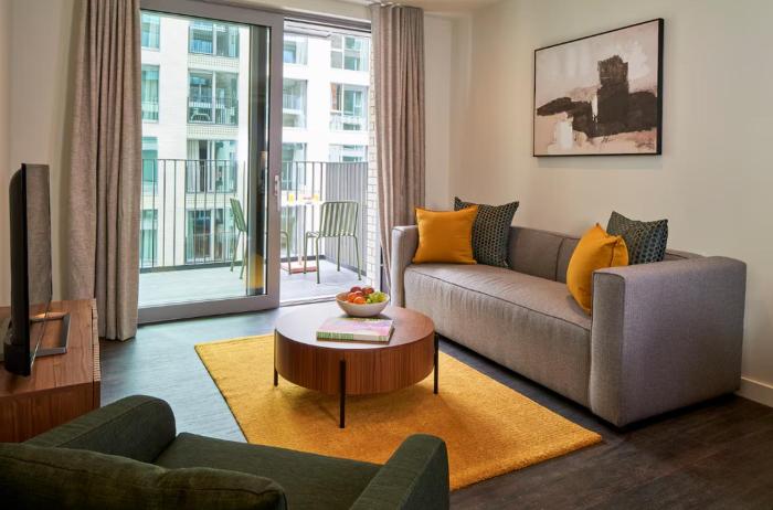 Studio come 1 Bed flat in Vauxhall next to Battersea