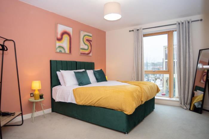 2-Bed Duplex Apartment | Sleeps 6 | Ideal for Contractors, NHS & Tourism Guests