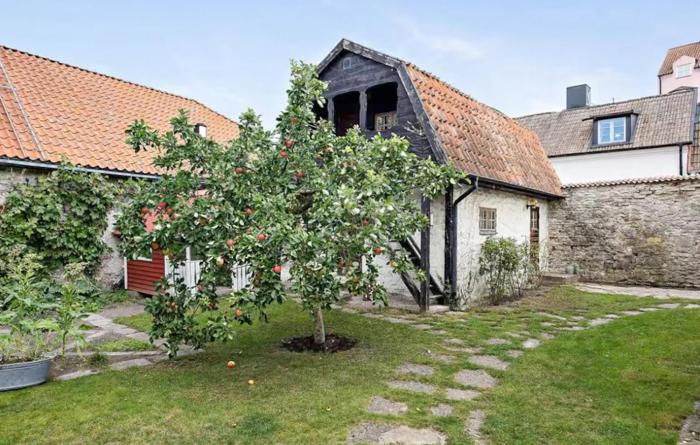 2 Bedroom Pet Friendly Home In Visby