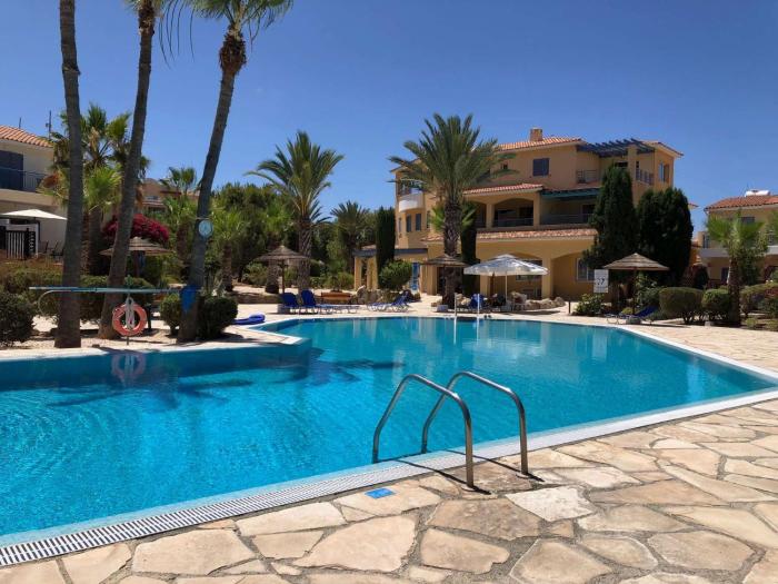 Regina Gardens - Spacious 2Bed, 2Bath, Sea Views, Pool, Terrace