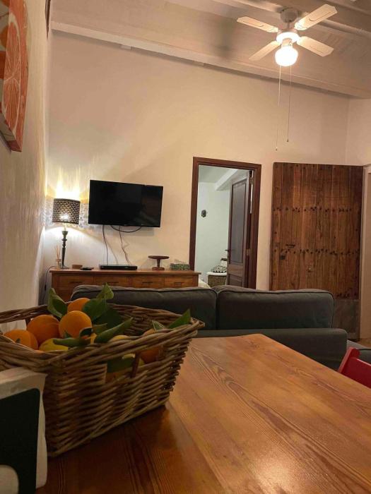 Mallorca mountain cottage with pool