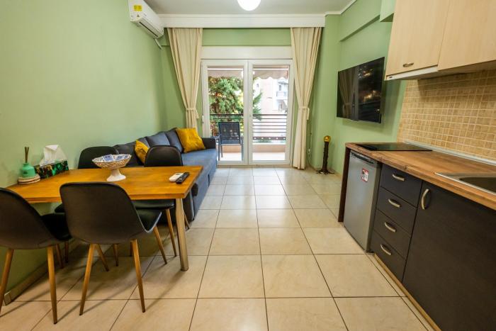 Entire Apt Metro Park 2