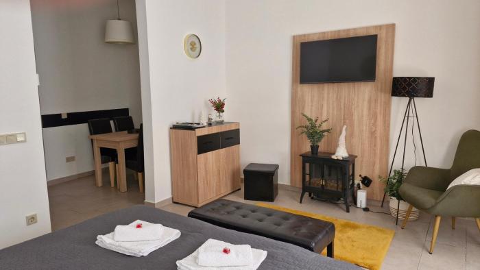 Lidvina Apartman - saját, zárt parkolóval