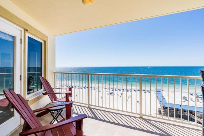 Boardwalk 885 by Youngs Suncoast