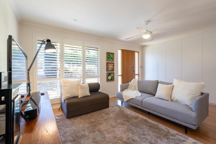 Highfield Stay - Sleeps 4, Wifi, Close to city