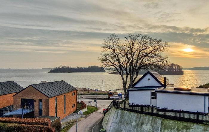 Awesome Home In Kruså With Wifi