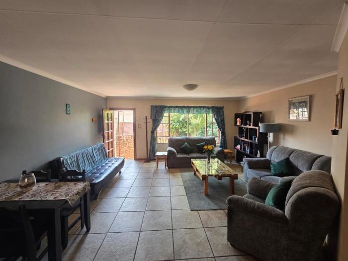 Spacious & serene townhouse getaway