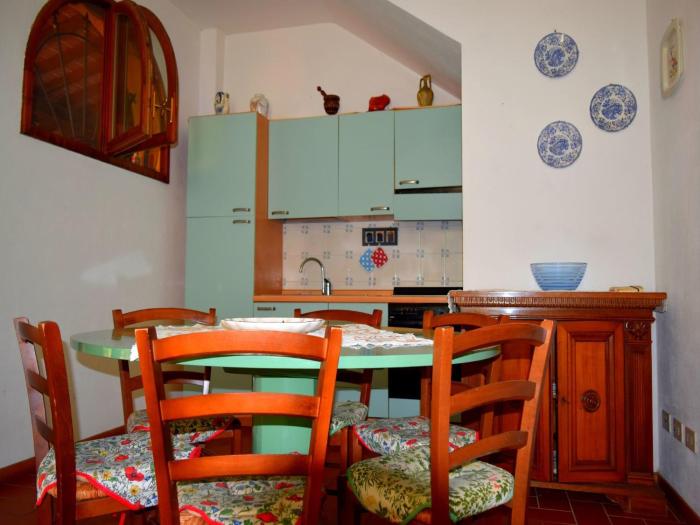 Restful Farmhouse near Forest in Vinci with Pool