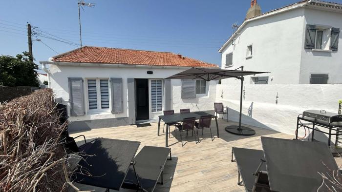 NO000-11R Mais 2 pièces - 4 couchages NOIRMOUTIER EN LILE