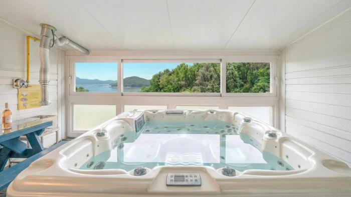 Ganghwa Giverny Spa Pension