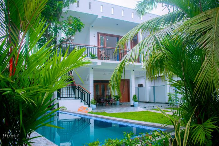 Coco Leaf Apartment with Private Pool Near the Beach