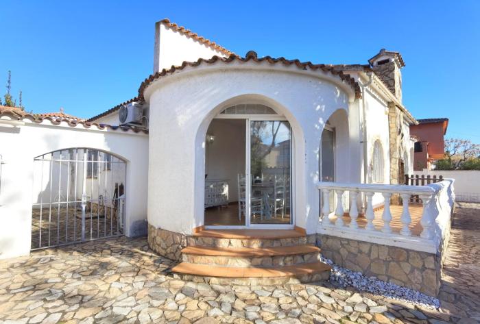 LEON INMO Chalet Amira - 10191