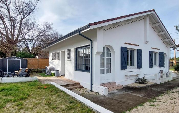 3 Bedroom Awesome Home In Mimizan