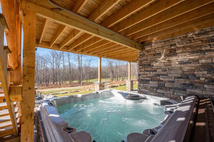 Mountain Side Lodge