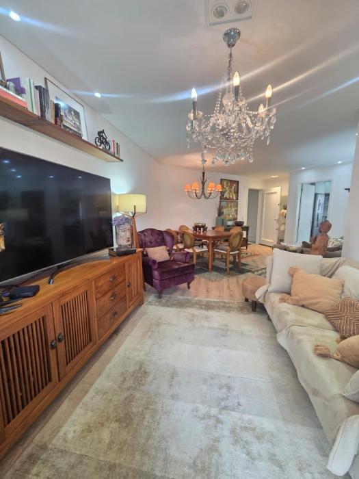 Apartment in Jurerê Internacional - Florianópolis - 700 meters from the beach