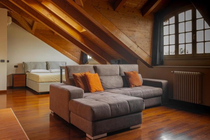 Free Parking Tranquility near Milan