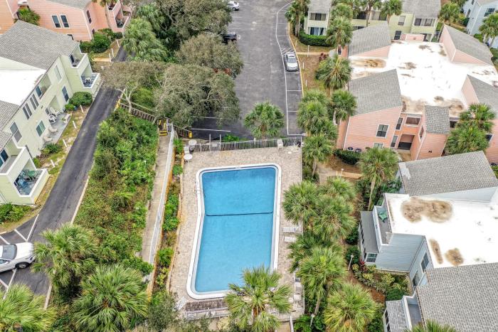 Oceanfront condo with pool, grill, central AC, washerdryer, & snowbird friendly