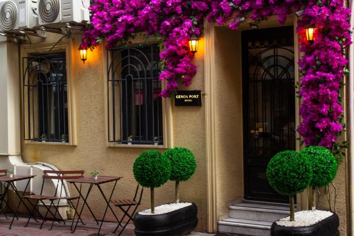 Genoa Port Hotel
