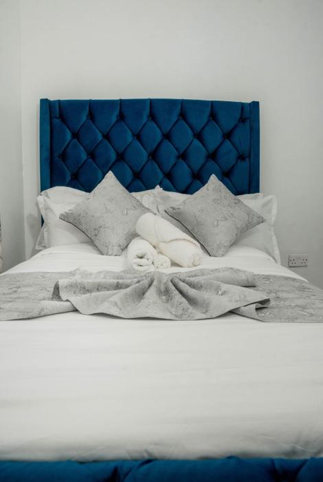 The Swan Deluxe Apartments