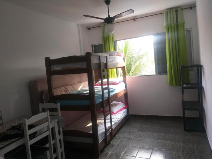 Apartamento Pé na Areia na Praia Grande!100m do mar e para toda a família!