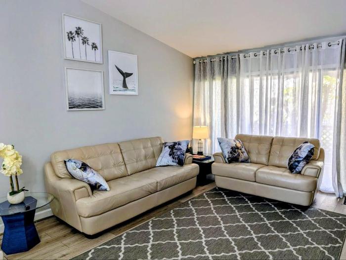 Lovely 2 bedroom condo with a pool!