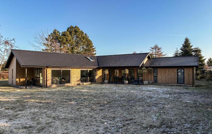 Lovely Home In Væggerløse With Wifi