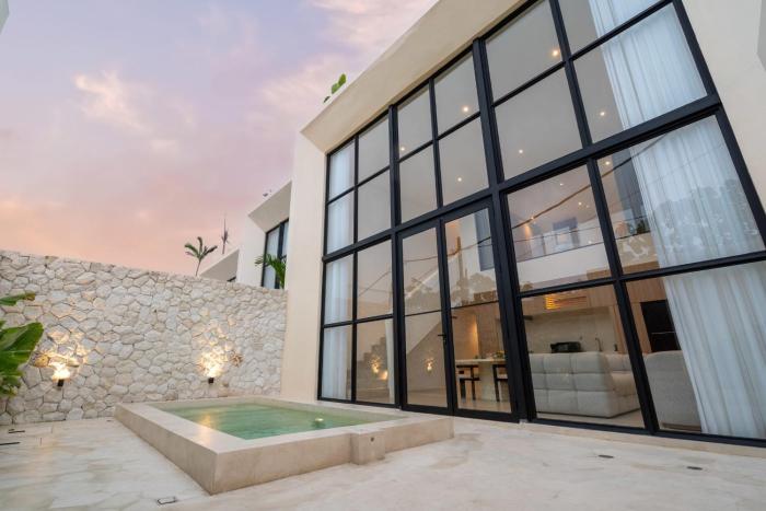 Senja Ulu Villa, Coastal Oasis Retreat in Pecatu