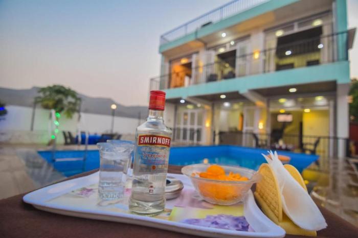 ll EMPYREAN STAY ll LUXE ll FORTUNE VILLA ll 4BHK ll AC ll BIG POOL